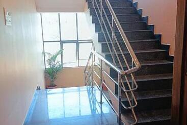 پانسیون La Tanvi Villa @serenity Beach Side