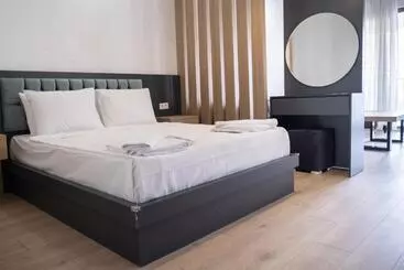 هتل آپارتمان Si Hotel&spa