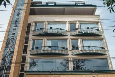 Hotelli The Manor House Rajpur Road