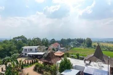 Pension Twospaces Living At Deros Resort & Cafe, Bogor