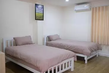 ベッドアンドブレックファースト บ้านสว่างศิลป์ @ อยุธยา Baan Sawhangsilp @ Ayutthaya
