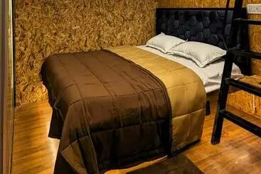 Otel Sarvathra Cottages