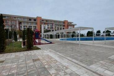 Fort Noks Prestige Beach Aparthotel, Sveti Vlas