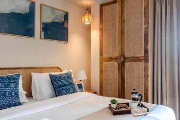 בית מלון כפרי Tattva Suites