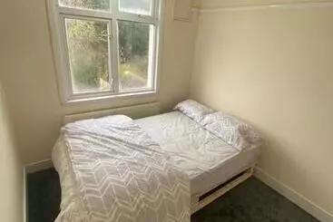 Pensió Best Room  Near London Luton Airport And Close To Restaurants Shops And Dunstable Hospital