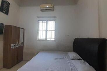 酒店 Spot On 93782 Hasibuan Homestay Syariah