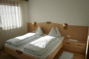 Bed and Breakfast Pension Tannenhof