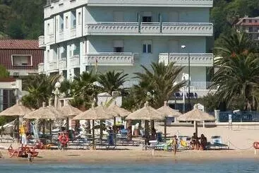 هتل Caraibi