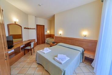 בית מלון כפרי Dei Messapi