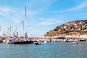 Pension (Hôtel basse catégorie) Aux Bonheurs Des Roses