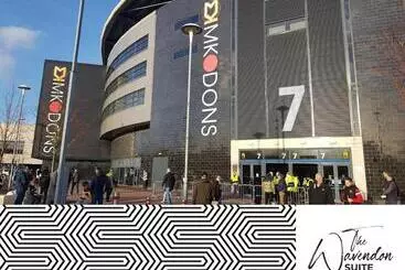 ホテル The Almshouse Suites