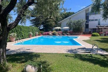 Nocleg ze śniadaniem Villa Pronti Santarcangelo   Rimini