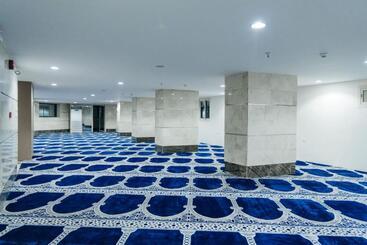 Отель Capital Guest