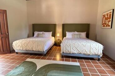 هتل Mestizo Antigua Cortijo