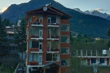 Hôtel Apple Flower, By Manali Mall Road Resorts, Near Hadimba Temple