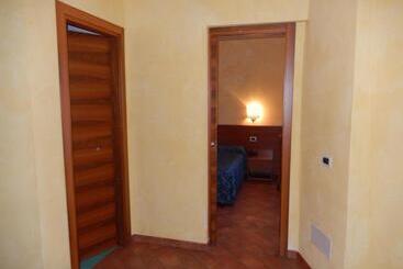 酒店 Albergo Dei Leoni