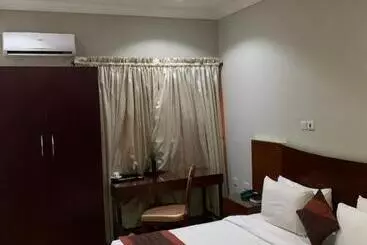 Conference Hotel & Suites Ijebu