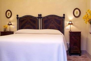 酒店 La Tavola Dei Cavalieri