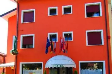 Hotelli Ristorante Al Bassanello