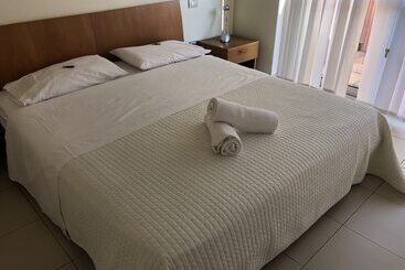 Vista Hotel & Residence