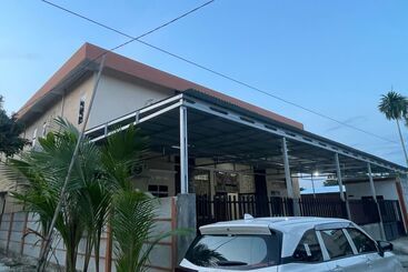 Szálloda Oyo 93699 Pondok Ibu Syariah