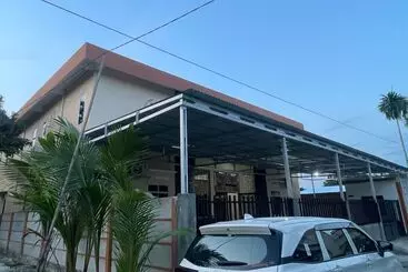 هتل Oyo 93699 Pondok Ibu Syariah