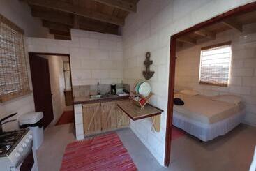 هتل Surfers Bay Resort