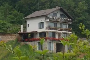 Pensiune Karadzhovata Kashta