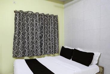 Hotel Sai Palace Lodging