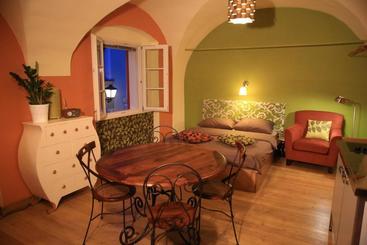 Bed and Breakfast Muzikafe   Home Of Culture