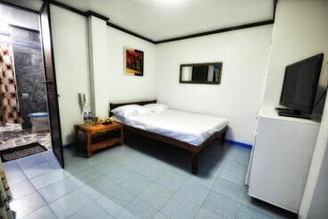 Villa De Pico Highland Beach Resort