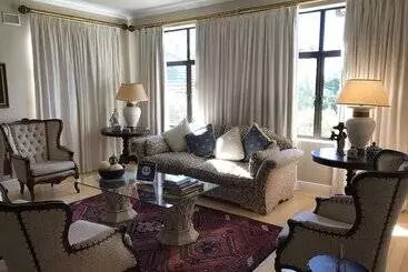 ベッドアンドブレックファースト Edens Guest House
