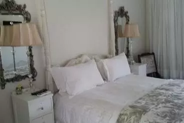 Bed and Breakfast La Riviera Boutique Guesthouse & Spa