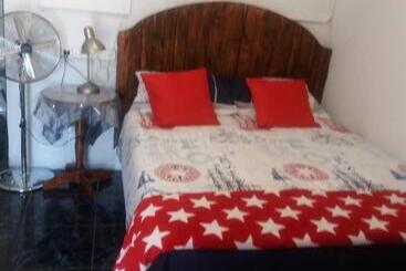 Reggies Bed & Breakfast