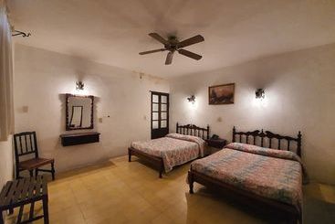 Hotel Colonial Restaurante & Bar