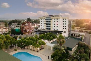 Edra Palace Hotel & Ristorante