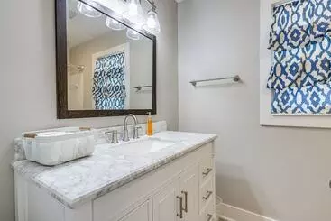 Mökkimajoitus Atlanta Area Home W/ Office, Near Golfing & Hiking