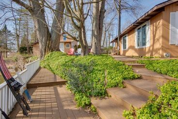 Cozy Chautauqua Lake Cottage W/ Shared Patio