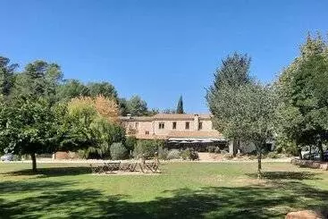 Hotel La Bastide De Montferrat