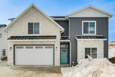 コテージ Modern & Spacious Garden City Home W/ Pool Access!