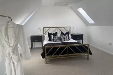 Residenssi Inverness Luxury Highland Nc500 Hideaway