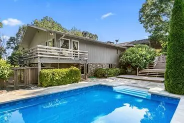 Mökkimajoitus Asher By Avantstay Mountain Escape + Pool/spa