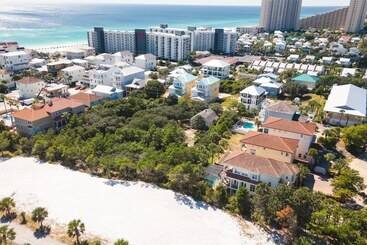 Gîte Rural Miramar Manor By Avantstay Walk To The Beach!