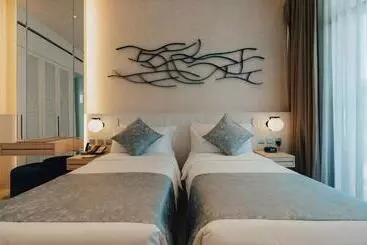 Bab Al Nojoum - Hudayriyat Villas