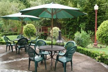 Cielito Sur Bed & Breakfast Inn