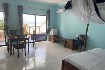 Hotel Kaure Sand Beach Lodge