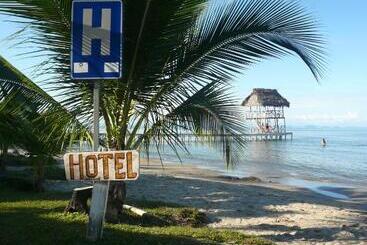 هتل Salvador Gaviota