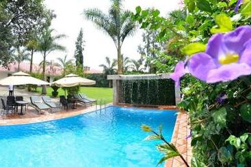 Tulia Boutique Hotel & Spa