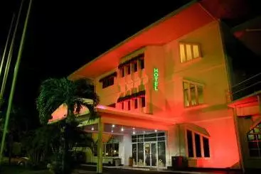 The Golden Truly Hotel & Casino