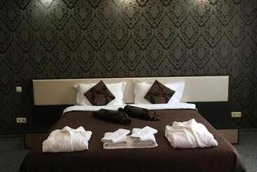 בית מלון כפרי Aragvi